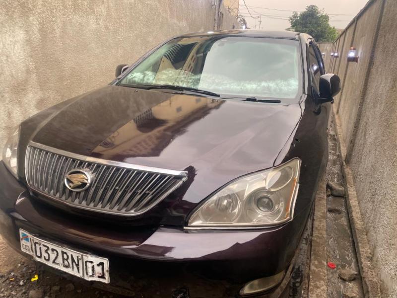 TOYOTA HARRIER A VENDRE